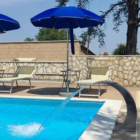Divino Relax And Wellness Bed & Breakfast Castel di Leva